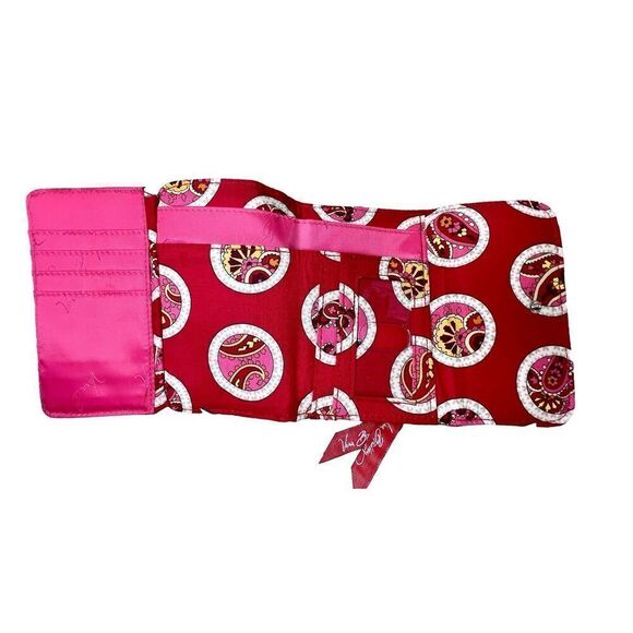Vera‎ Bradley Rosie Posies Euro Wallet Quilted Red Pink Paisley Print - Picture 4 of 7